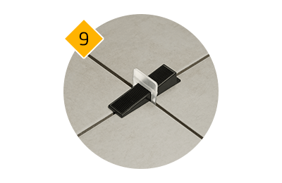 Плитка приклеится