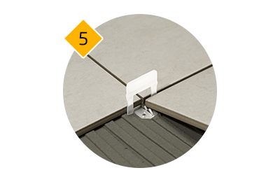 Положить плитку